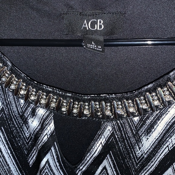 NWOT! AGB Tank Top with Jeweled Neck - Picture 4 of 9